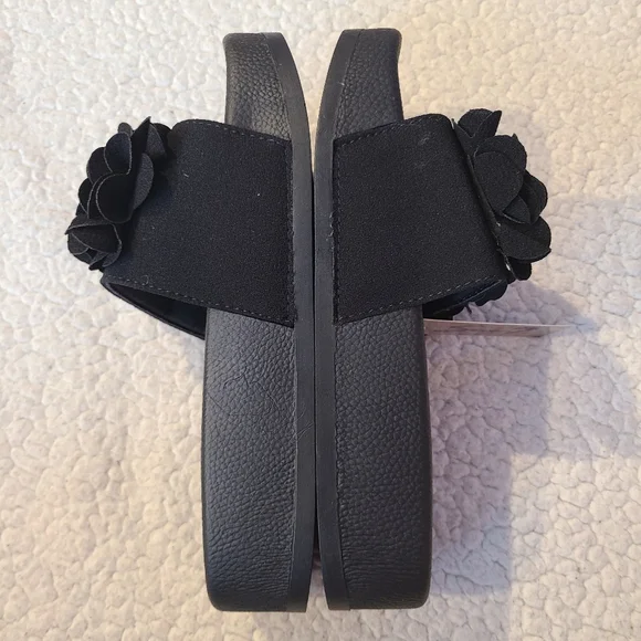 Seven7 - NIB - Black Didi Ruffle sandals - Picture 6 of 10